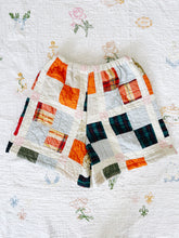 Antique Quilt Shorts 06 | 26"-33" (patchwork quilt)
